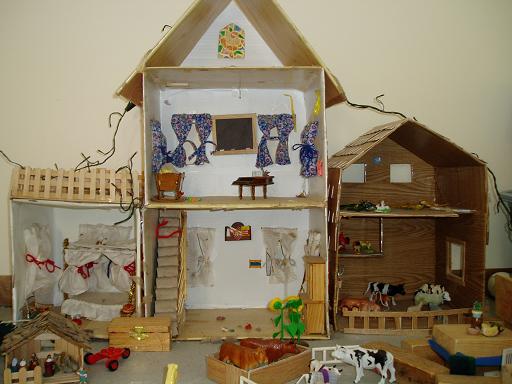 Laursmen Dollouse